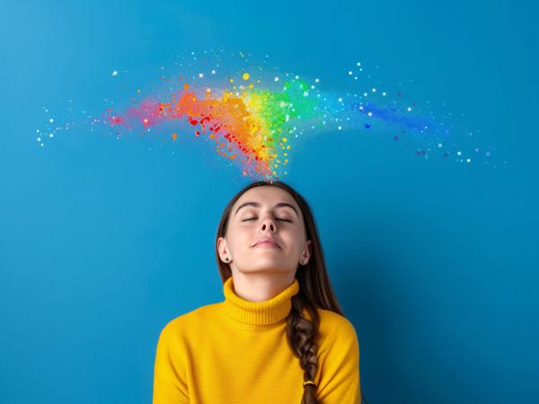 ragazza con pensieri colorati